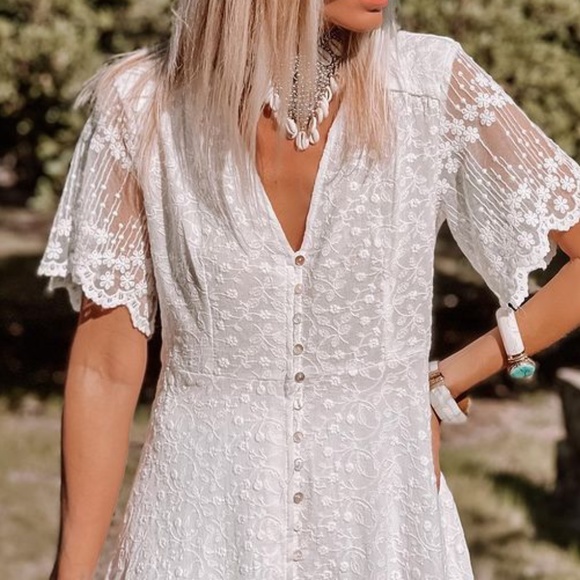 Bohemian White Embroidered Floral Button up Mesh Ruffle Hem Oversized Dress - Picture 5 of 6